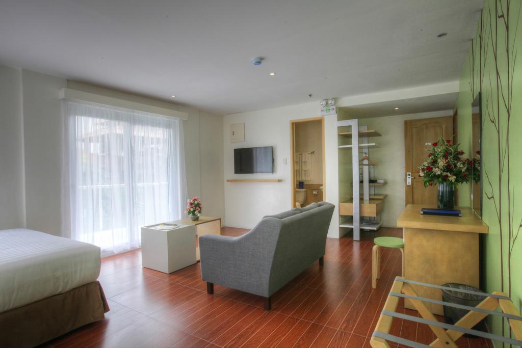 Fersal Hotel Makati Avenue San Pedro Makati Eksteriør billede